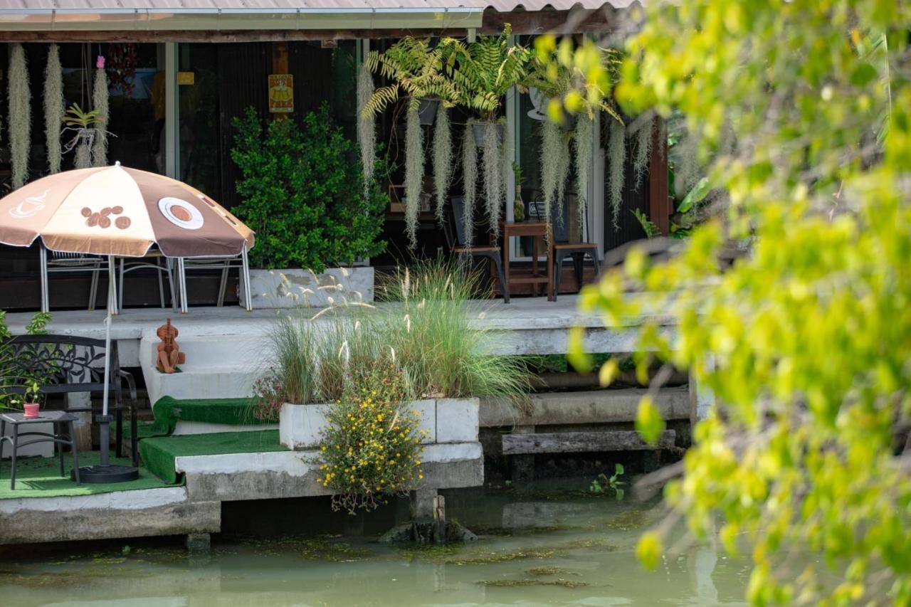 Reuan Vilawan Ratchaburi Kültér fotó