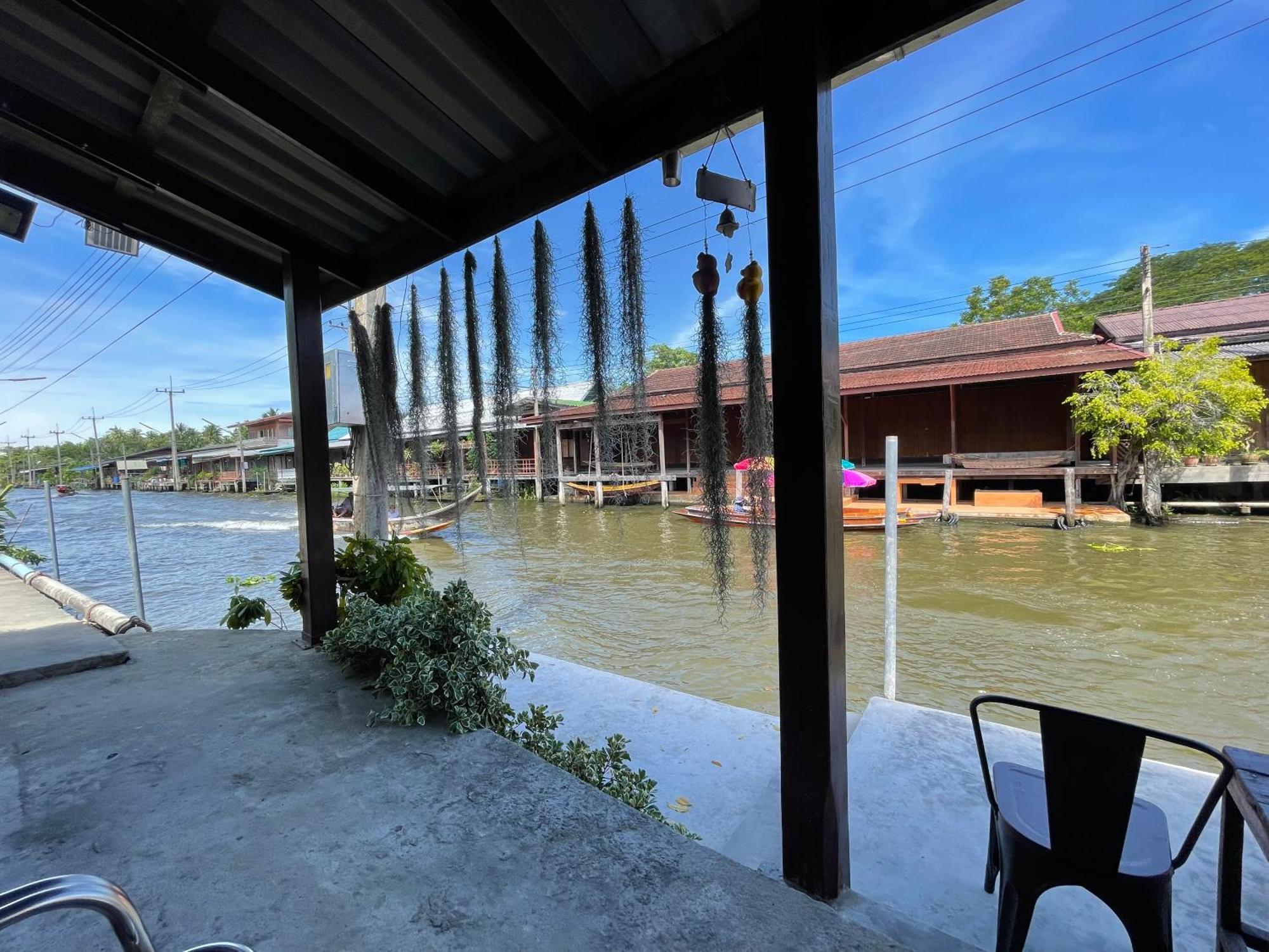 Reuan Vilawan Ratchaburi Kültér fotó