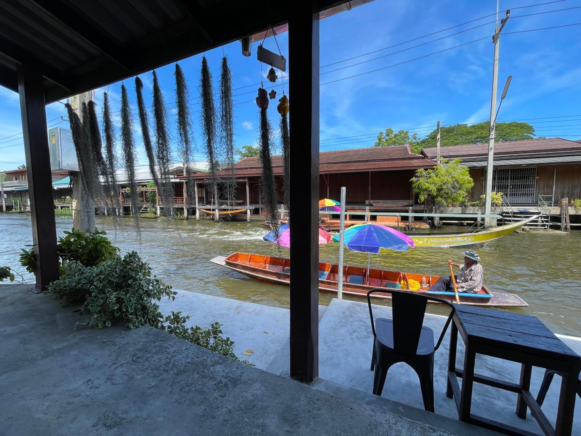 Reuan Vilawan Ratchaburi Kültér fotó